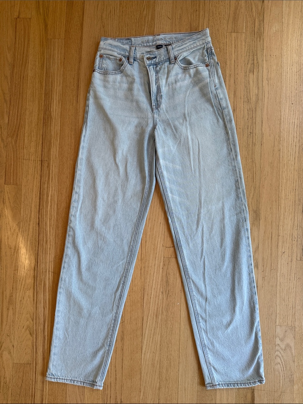 American Eagle Strigid Light Blue Denim Jeans with Slanted Button Waist, sz 2